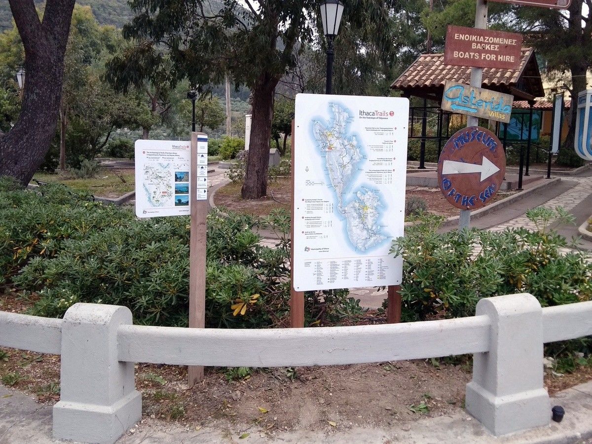 trails of ithaca signs μονοπάτια Ιθάκης πινακίδες